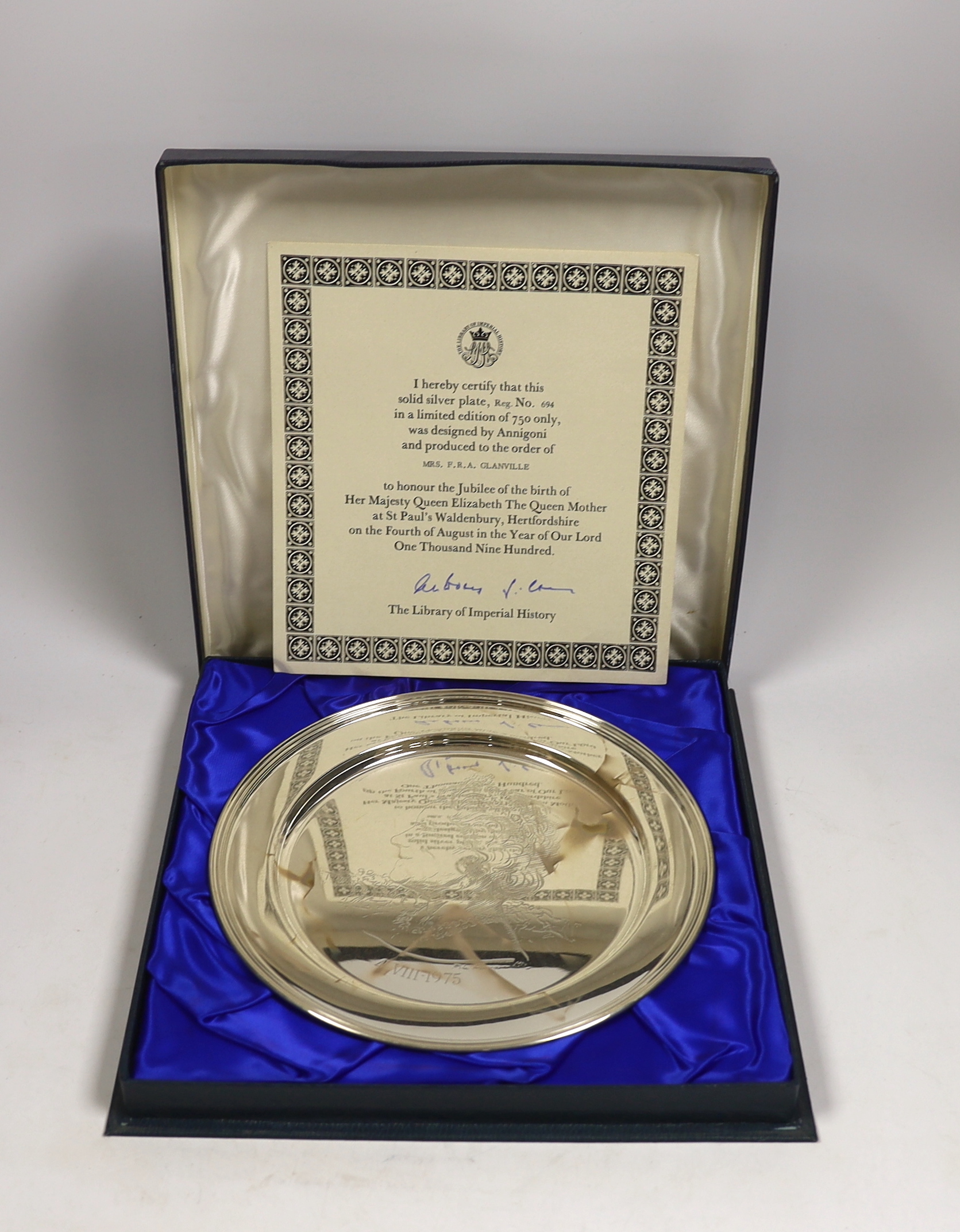 A cased limited edition silver plate commemorating the Jubilee Birth of The Queen Mother, designed by Annigoni, Library of Imperial History, London, 1975, 22.8cm, 12.5oz.